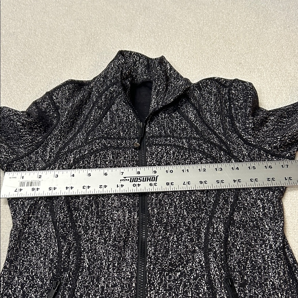 lululemon athletica Charcoal and Black Utility Jacket - Picture 4 of 6